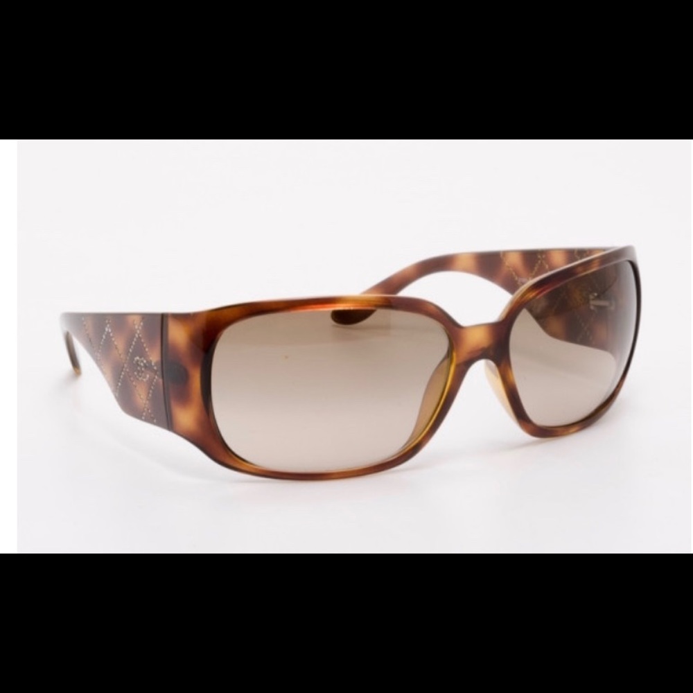 CHANEL sunglasses - Picture 5 of 6
